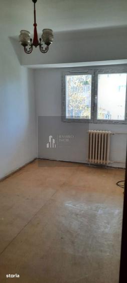 Apartament cu 3 camere decomandat în Drumul Taberei — fotografia 2