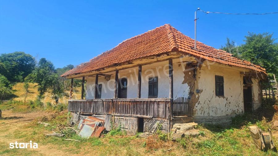 Teren de 3073 mp, în Cepari