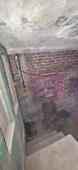 Casă individuală cu 4 camere cu Canalizare în Central