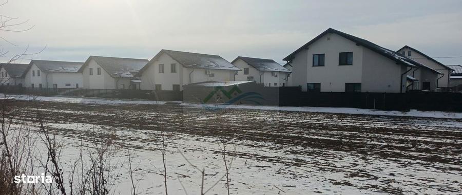 Teren de 1000 mp, în Frătăuții Noi