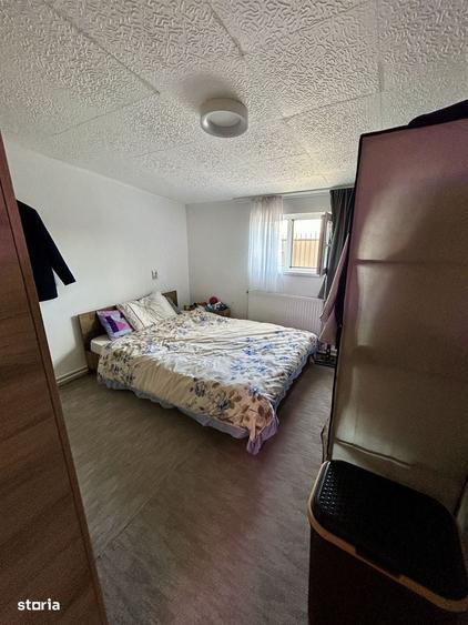 Casă cu 4 camere în Saca