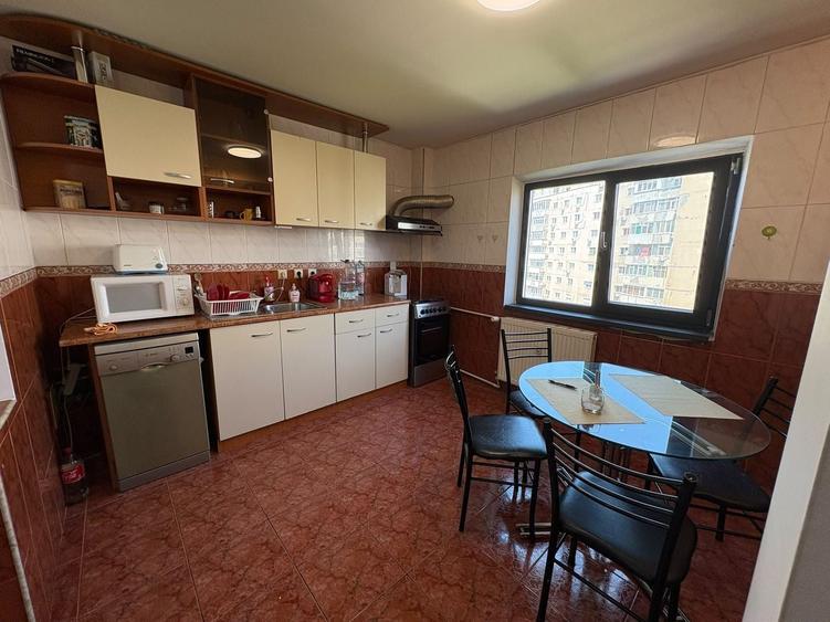 Apartament cu 2 camere decomandat, mobilat în Brâncoveanu