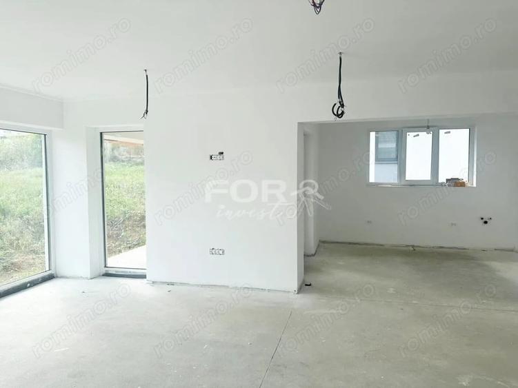 Casă cu 4 camere cu Teren 600 Mp în Paleu