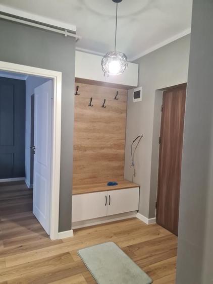 Apartament cu 2 camere semidecomandat în Florești