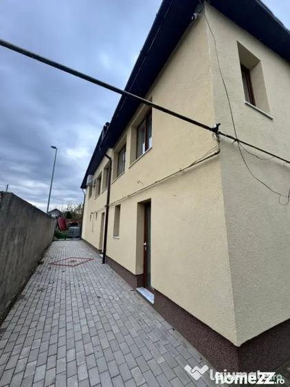 Casă cu 5 camere cu Teren 1310 Mp în Central