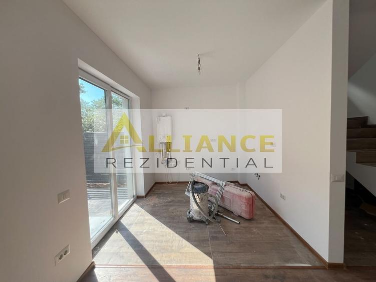 Casa Individuala - 4 camere - 400 M de STV - 11