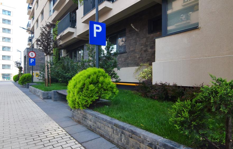 Apartament cu 2 camere semidecomandat în Tătărași