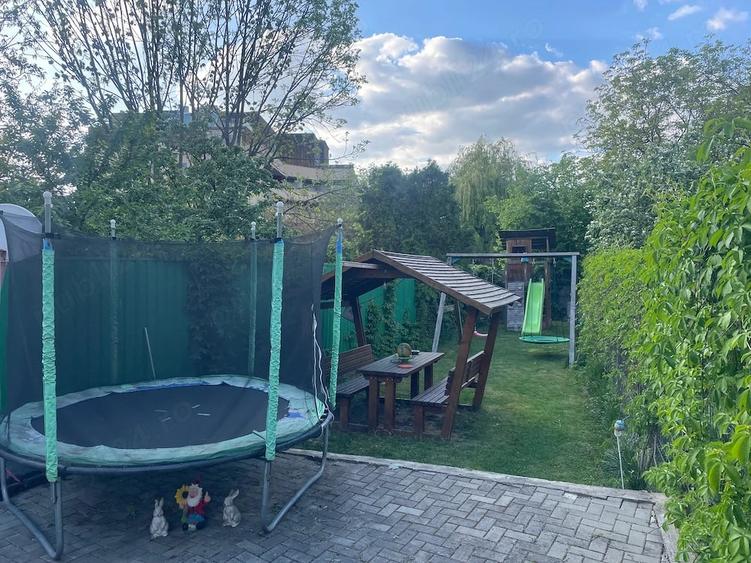 Apartament cu 3 camere decomandat în Bălcescu