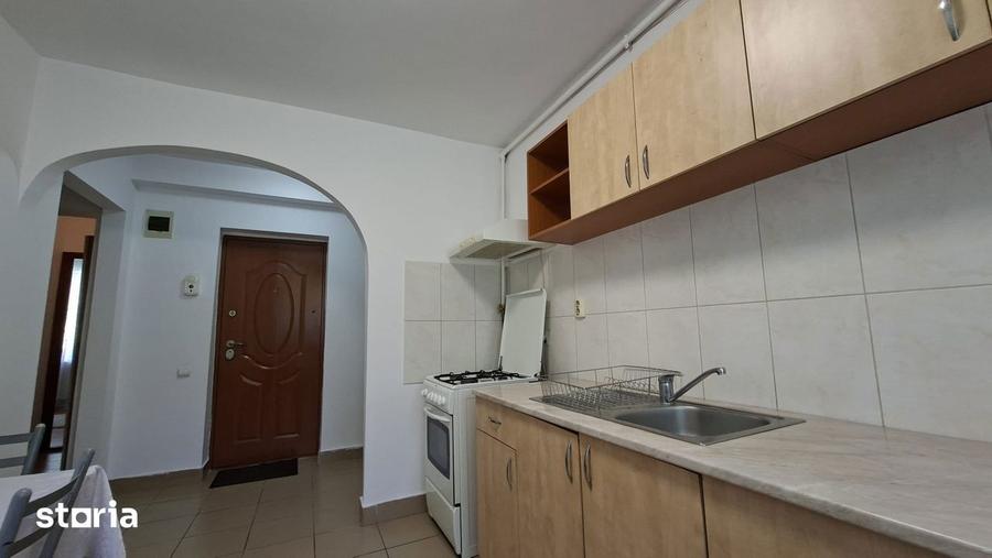 Apartament cu 2 camere decomandat, mobilat în 7 Noiembrie