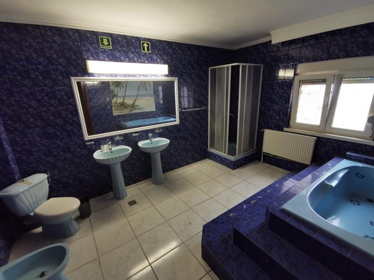 Casă individuală cu 5 camere cu Canalizare în Faleza Nord