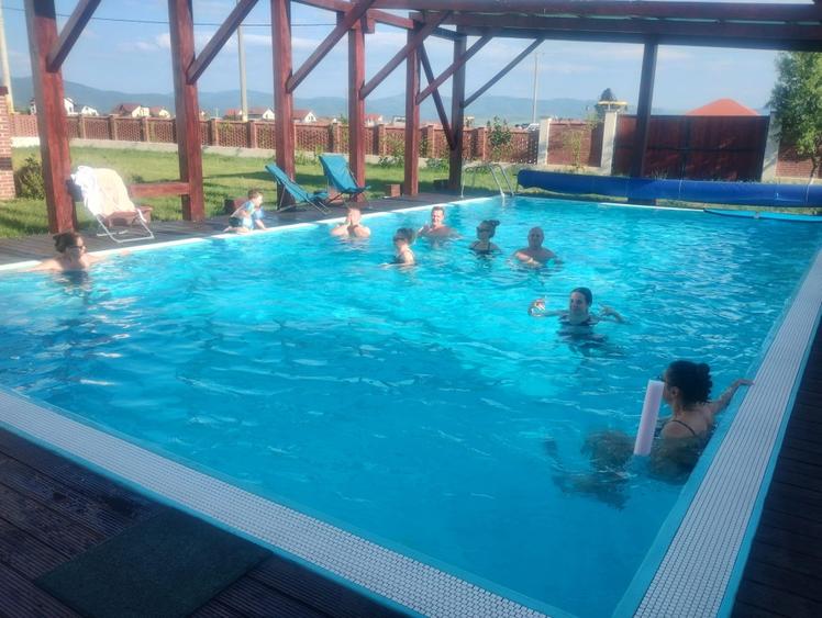 Casă individuală cu 6 camere cu Teren 1200 Mp în Prejmer