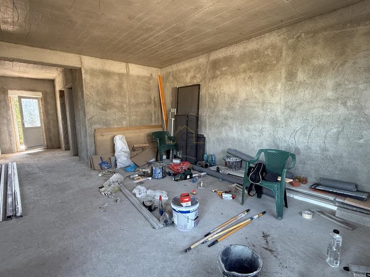 Casă individuală cu 5 camere cu Teren 382 Mp în Ciorogârla