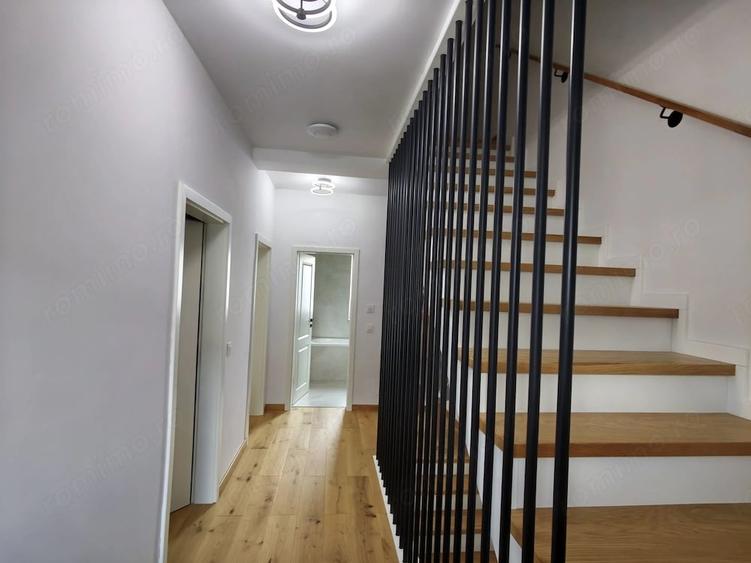 Casă cu 4 camere cu Teren 150 Mp în Săcălaz