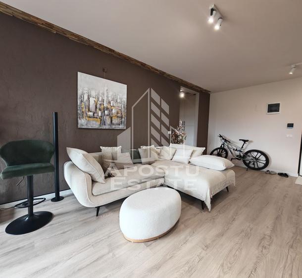 Apartament cu 2 camere semidecomandat, mobilat în Torontalului