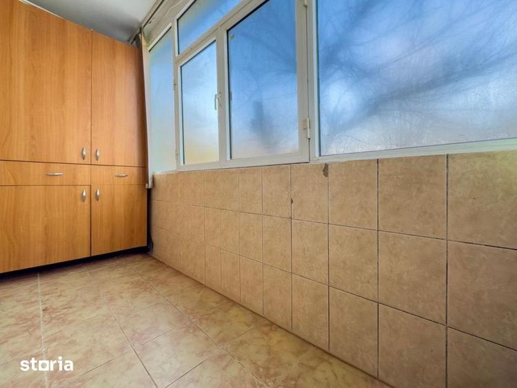 Apartament cu 4 camere decomandat, mobilat în Tomis Nord