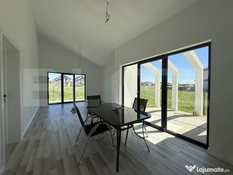 Casă cu 3 camere cu Teren 256 Mp în Central