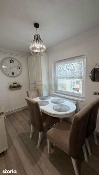Apartament cu 4 camere, mobilat în Central