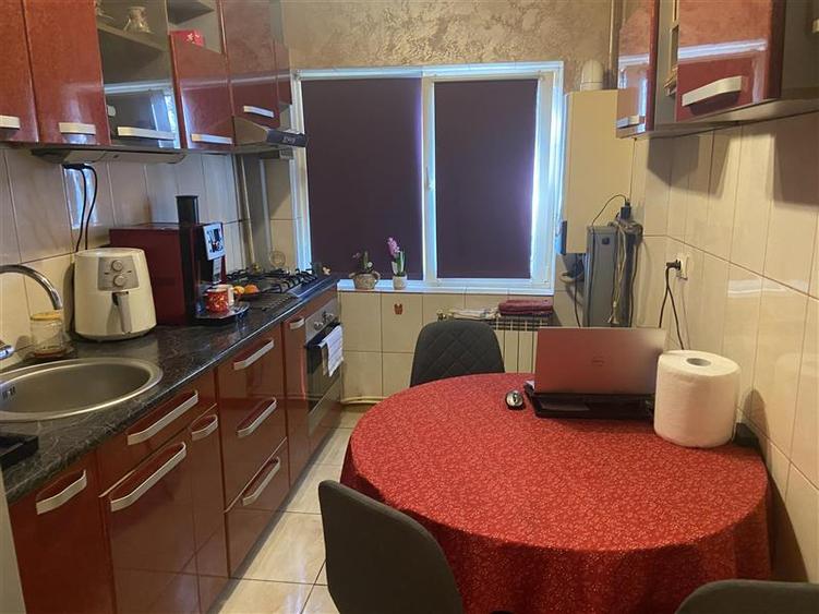 Apartament cu 2 camere nedecomandat, mobilat în Gară