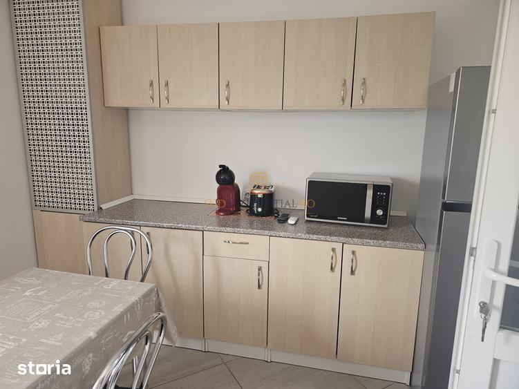Apartament cu 3 camere decomandat, mobilat în Rahova