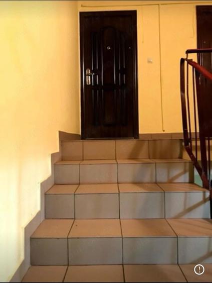 Apartament cu 3 camere decomandat în Torontalului