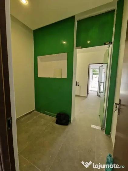 Spațiu comercial, de 43 mp, în Gara de Nord