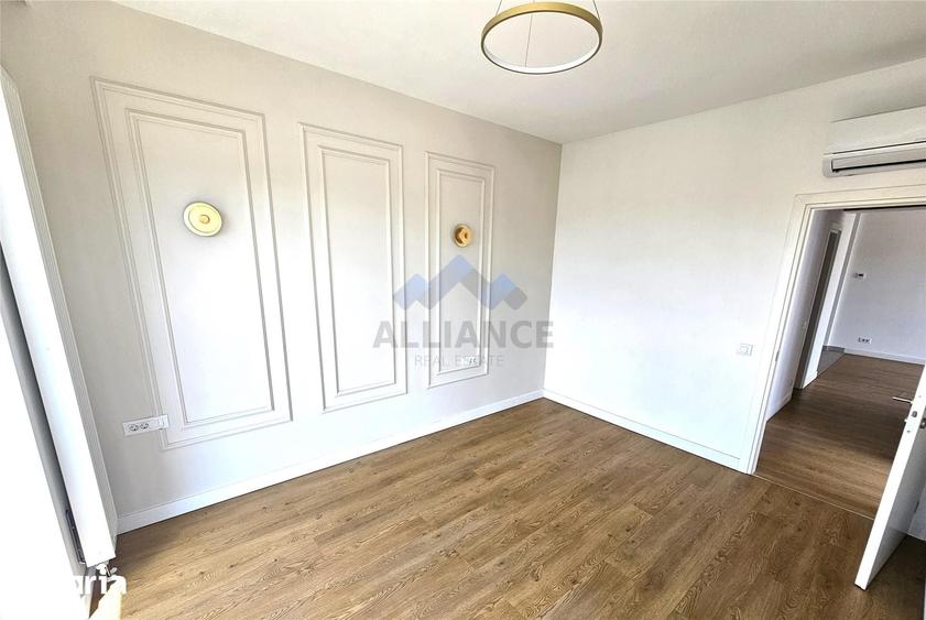 Apartament cu 3 camere decomandat în Baza 3