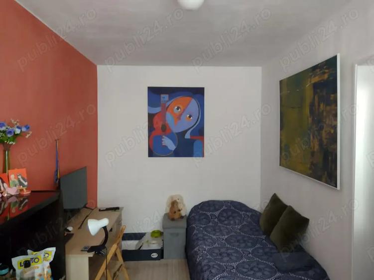 Apartament cu 4 camere decomandat în Săsar