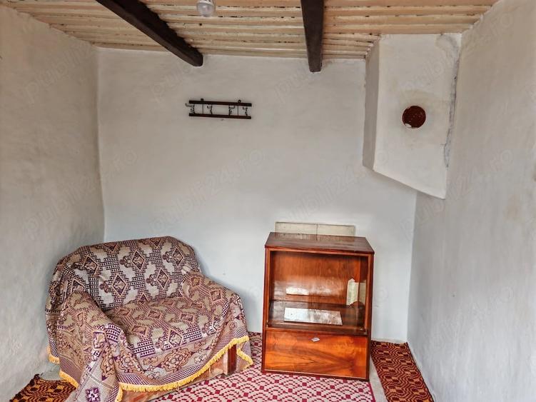 Casă cu Teren 700 Mp în Lanurile