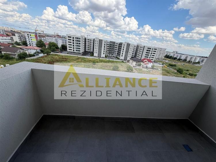 Apartament cu 3 camere decomandat în Metalurgiei