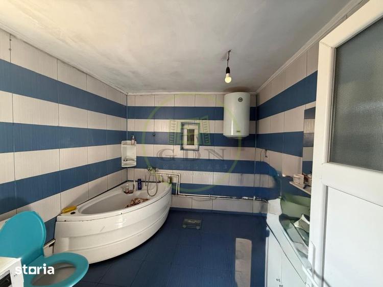 Casă cu 4 camere cu Teren 462 Mp în Cernele