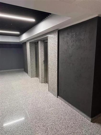 Apartament cu 3 camere decomandat în Rahova