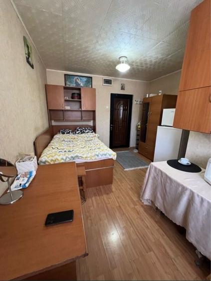 Garsonieră nedecomandată în Titan