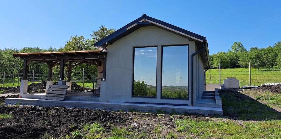 Casă cu Teren 2400 Mp în Coșeiu