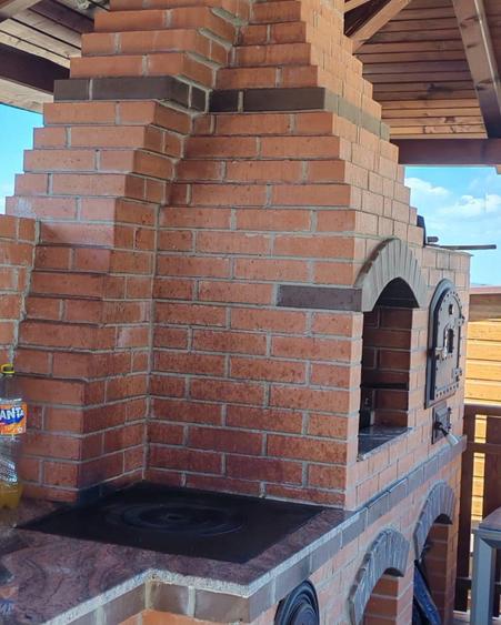 Casă cu 6 camere cu Piscina în Cordău