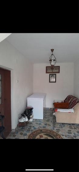 Casă cu 4 camere în Corlățel