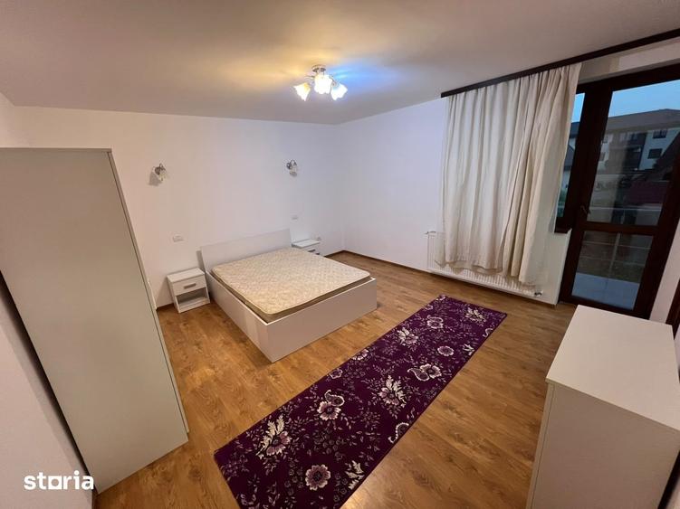 Apartament cu 4 camere în Fundeni