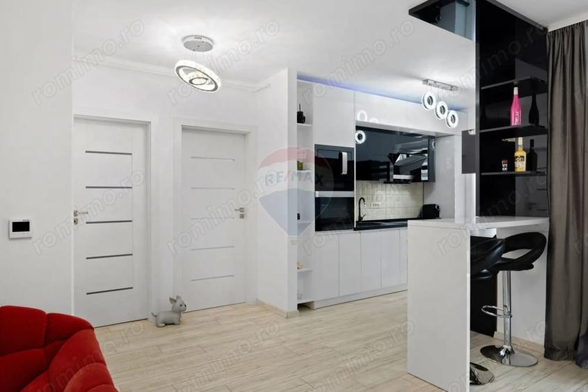 Apartament cu 3 camere semidecomandat în UTA