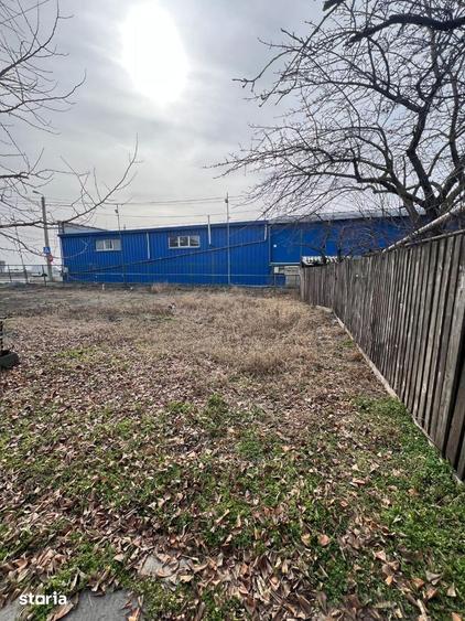 Spațiu comercial, de 1,300 mp, în Central