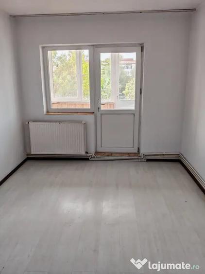 Apartament de vanzare - 8