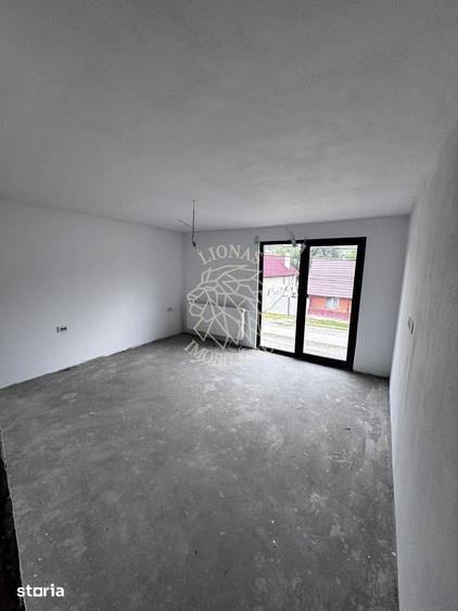 Casă cu 5 camere cu Teren 400 Mp în Central
