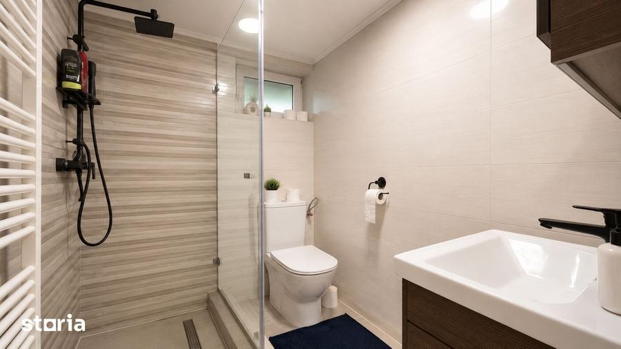 Casă cu 4 camere cu Teren 1382 Mp în Central