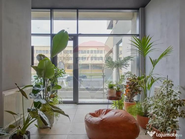 Spațiu comercial, de 53 mp, în Avantgarden