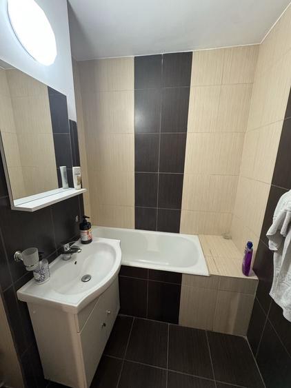 Apartament cu 2 camere decomandat în Decebal