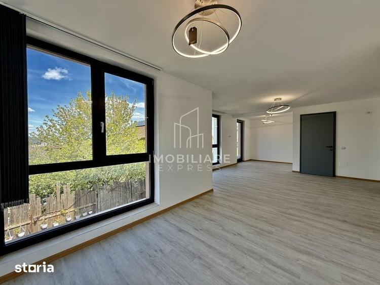Apartament cu 4 camere în Gruia