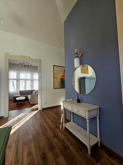 Apartament cu 2 camere semidecomandat în Central