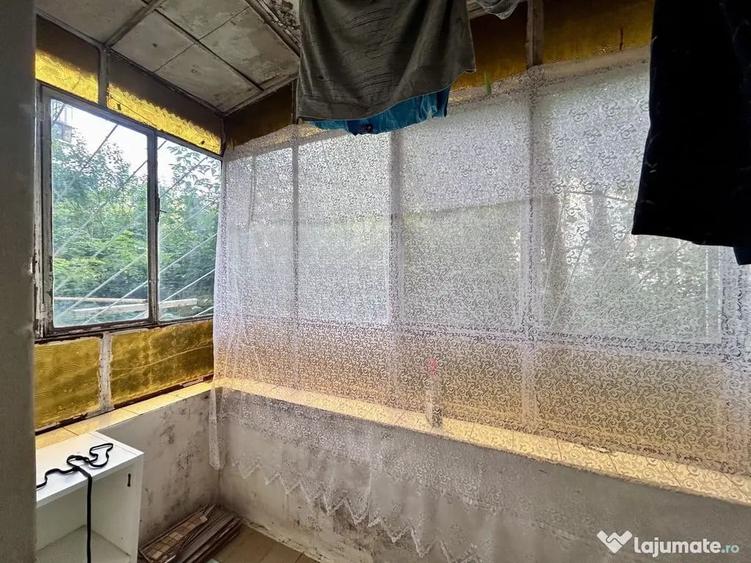 Apartament cu 2 camere decomandat în Vest