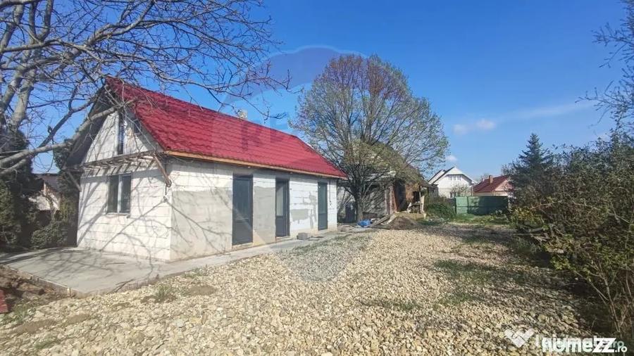 Casă cu 5 camere cu Teren 2324 Mp în Fughiu