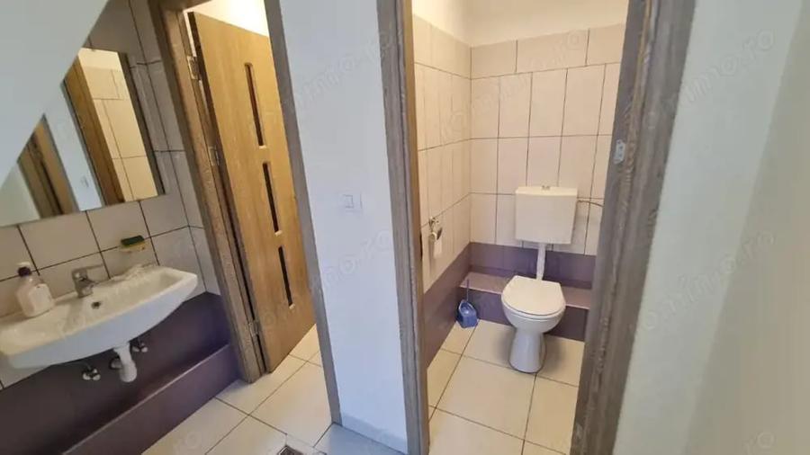 Spatiu in zona centrala, ideal pentru clinica - 2