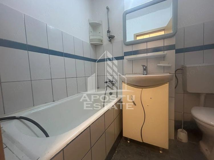 Apartament cu 2 camere semidecomandat în Șagului