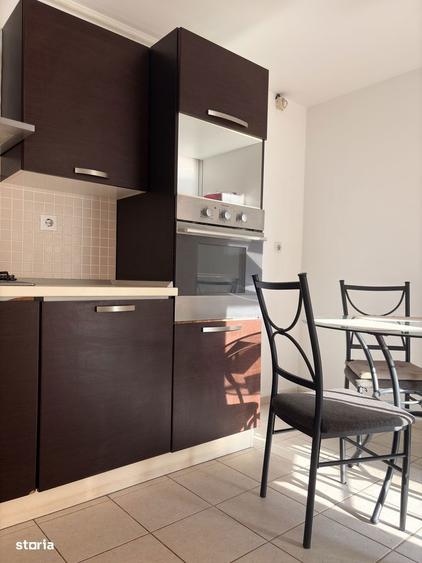 Apartament cu 6 camere, mobilat în Mărășești